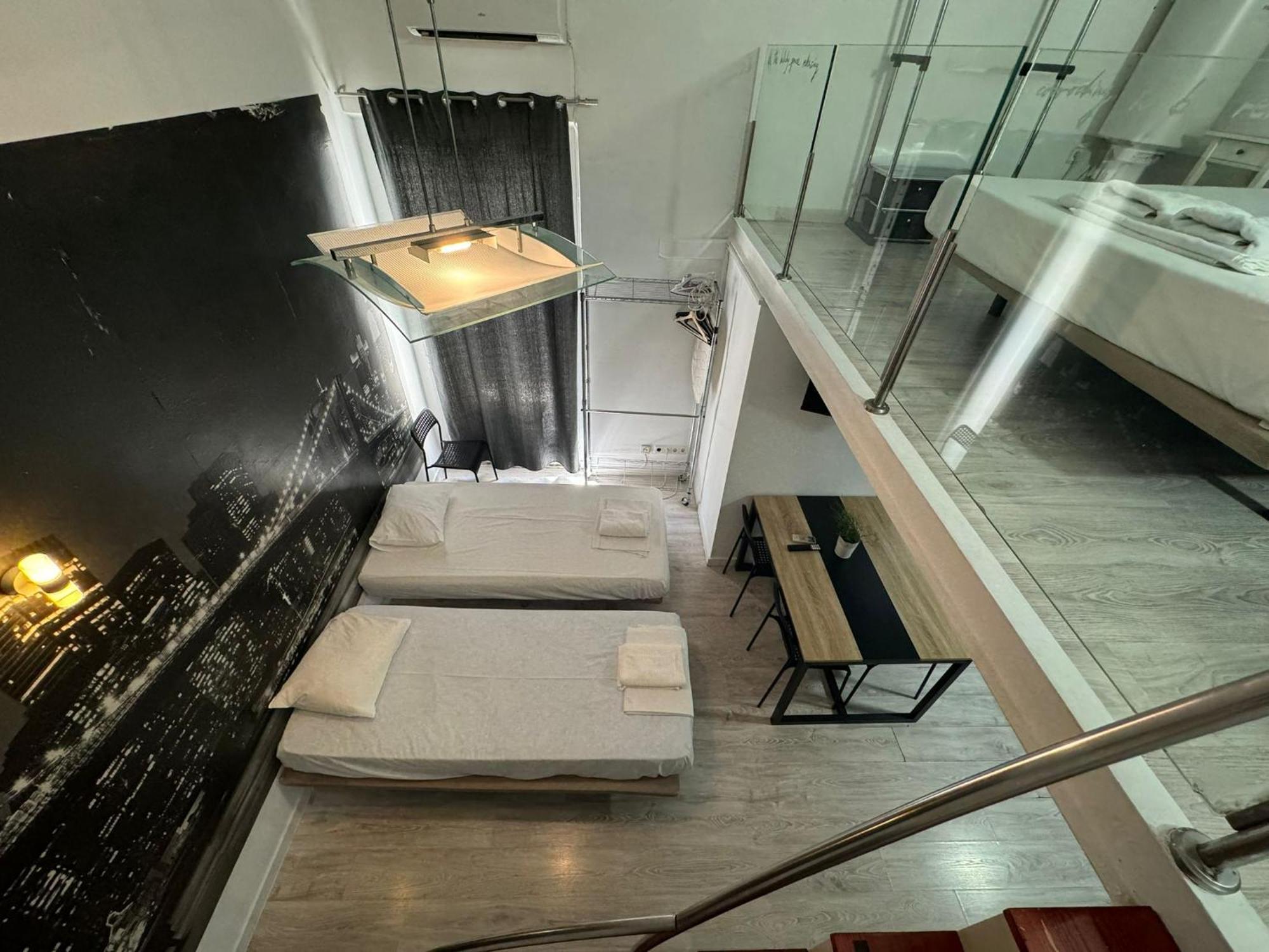 Apartamentos Sol Mayor Madrid Exteriör bild