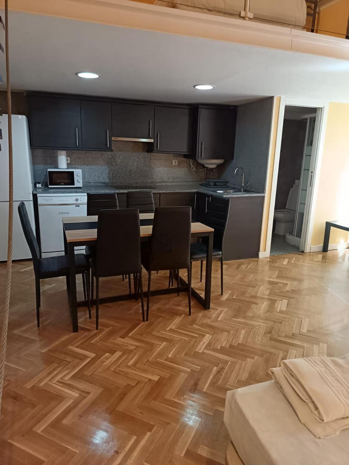 Apartamentos Sol Mayor Madrid Exteriör bild