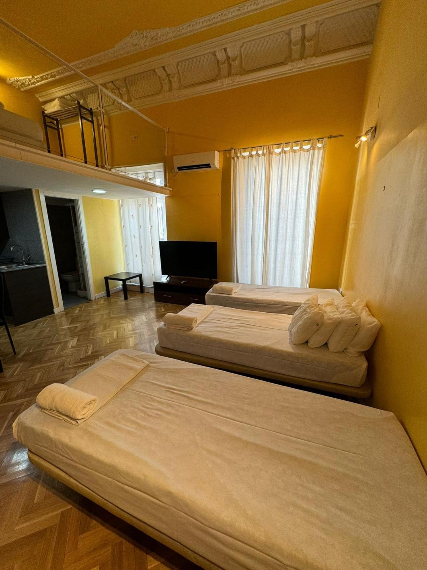 Apartamentos Sol Mayor Madrid Exteriör bild