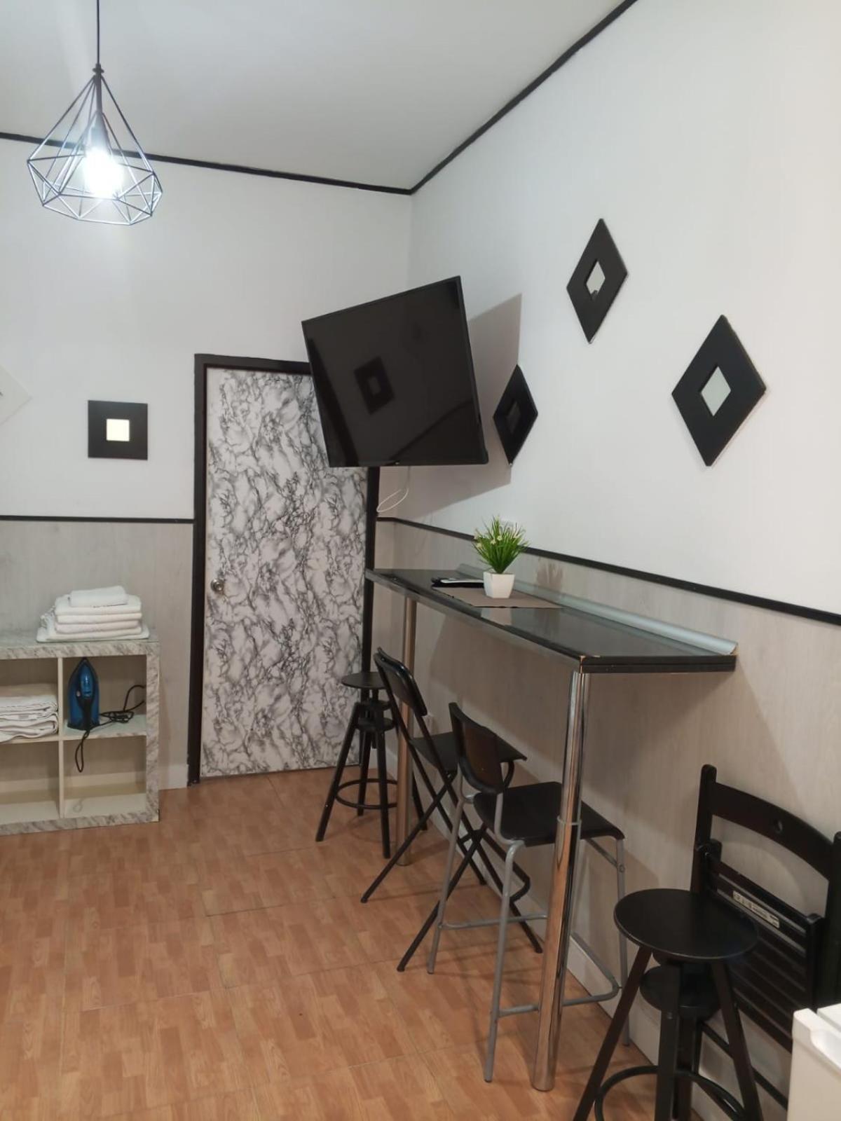 Apartamentos Sol Mayor Madrid Exteriör bild