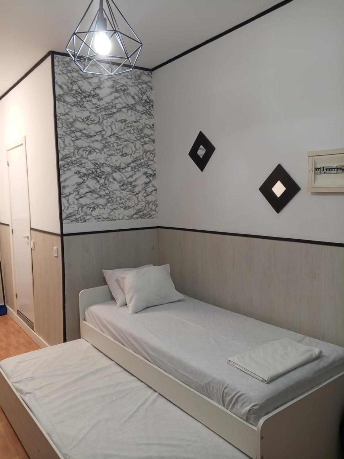 Apartamentos Sol Mayor Madrid Exteriör bild